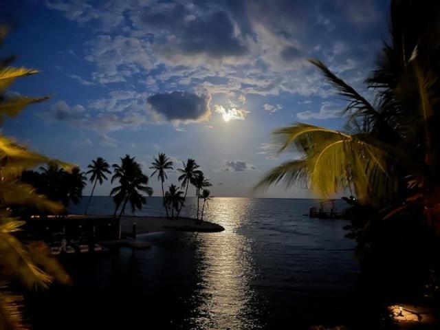 Waterfront Home With Beautiful Views Home Islamorada Buitenkant foto